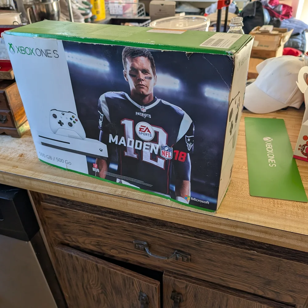 Microsoft Xbox One S Console - White and Green